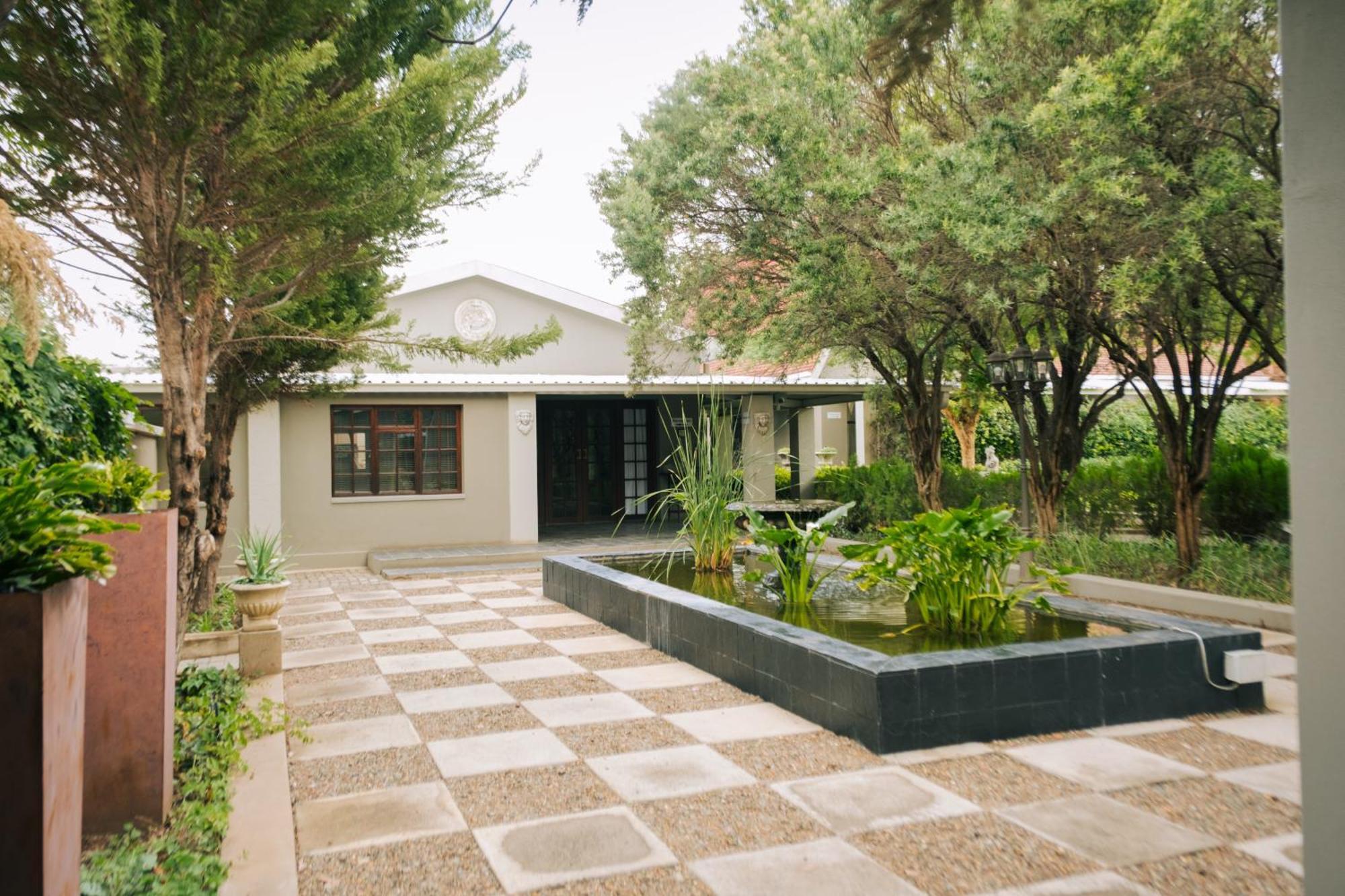 Villa Brocant Guest House Vryburg Eksteriør billede