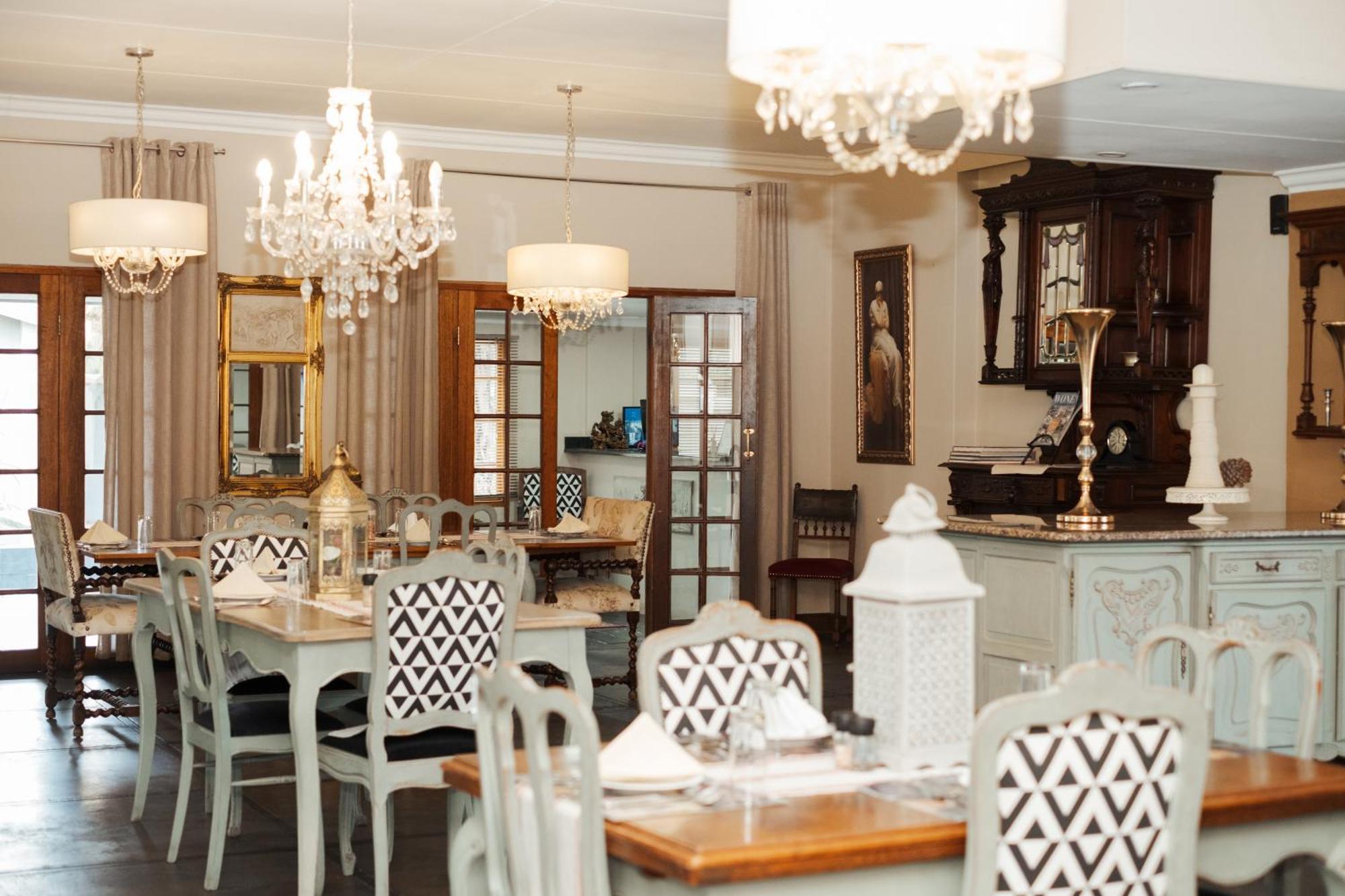 Villa Brocant Guest House Vryburg Eksteriør billede