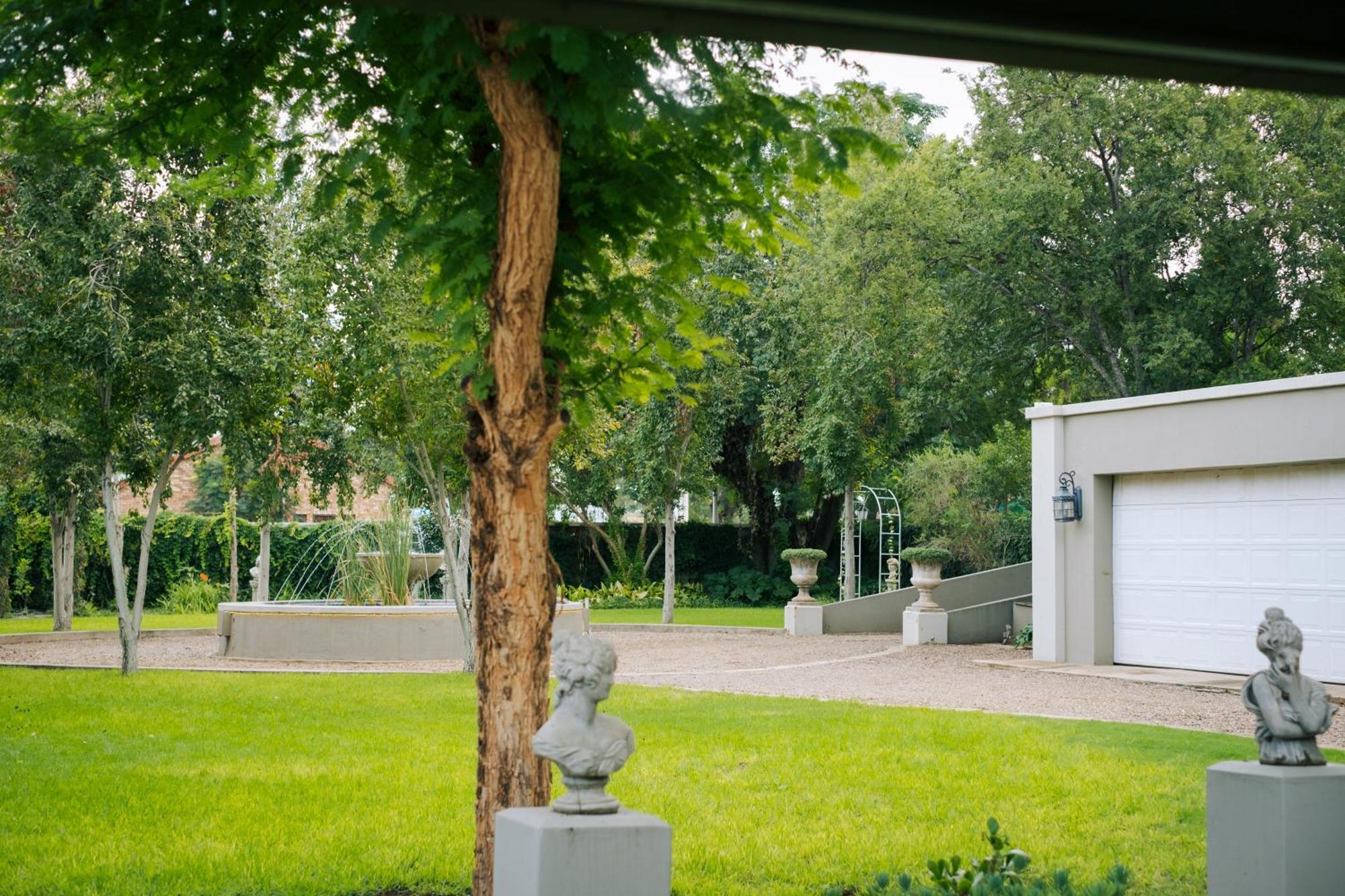 Villa Brocant Guest House Vryburg Eksteriør billede