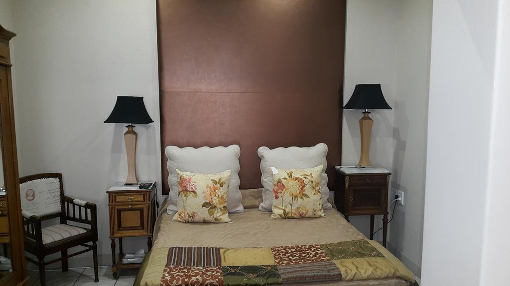 Villa Brocant Guest House Vryburg Eksteriør billede